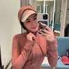 Potret busana Ayana Moon yang disebut terlalu ketat.
