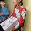 Souvenir Rizky Febian dan Mahalini