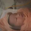 Siti Badriah melahirkan