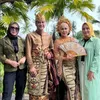 Potret venna melinda yang ramai disebut sedang hamil.