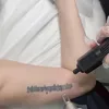 Celine Evangelista Hapus Tato