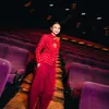 Shareefa Daanish Tampil Menawan dengan Busana Merah