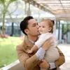 Randy Pangalila Momong Anak