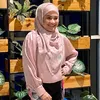 Ikke Nurjanah dan Siti Adira