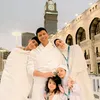 Sonny Septian Umrah Sekeluarga