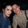 Steffi Zamora dan Nino Fernandez tampil kasual