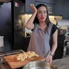 Reaksi Steffi Zamora memasak 