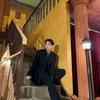 Idol K-Pop yang Tampak Elegan Saat Mengenakan Pakaian Berwarna Hitam