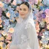 Selebgram Sarah Gibson Umumkan Hamil