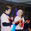 Potret Irwan Mussry Suami Maia Estianty Berdonasi dengan Membeli Gitar Seharga Rp 2 Miliar