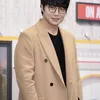 Sung Si Kyung Menyapa Media