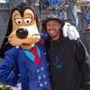 Liburan Artis Hollywood di Disneyland