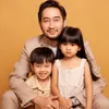 Syahnaz Jeje Photoshoot keluarga