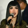 Syahrini - BODYGUARD UGAL-UGALAN
