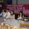 'Sepatu Kaca'