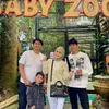 Meggy Wulandari dan Anak Sambung