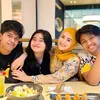 Meggy Wulandari dan Anak Sambung