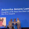 Wisuda Amora Anak Kris Dayanti dan Raul Lemos