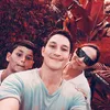 Kenzou anak Mike Lewis