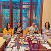 Angbeen Rishi bareng ibu tiri