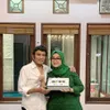 Potret mesra Rhoma Irama dan istri.