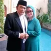 Potret mesra Rhoma Irama dan istri.