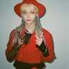 Idol Korea yang Mengenakan Baju Merah