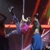 Dewi Perssik Pole Dance HUT Indosiar
