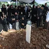 Kondisi Makam Ibunda Olla Ramlan