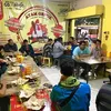 ayam gepuk, ayam gepuk pak gembus, foto unik, foto aneh