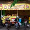 ayam gepuk, ayam gepuk pak gembus, foto unik, foto aneh