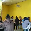 ayam gepuk, ayam gepuk pak gembus, foto unik, foto aneh