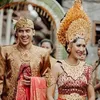 Selebritis Ini Pilih Menikah dengan Adat Bali