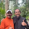 Epy Kusnandar dan Oppie salam jempol
