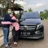 hadiah mobil, seleb diberi hadiah mobil