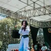 Penyanyi OM Adella