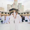 seleb umrah, seleb ajak anak umrah