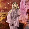 Taylor Swift Angkat Bicara