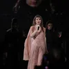 Taylor Swift Angkat Bicara