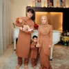 Foto keluarga Lesti Kejora bareng dua anaknya