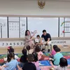 Shandy Aulia dan David Herbowo ke Sekolah Claire