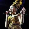 seleb hamil, pedangdut hamil, seleb hamil tetap kerja