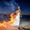 viral, tren viral, trash the dress, tren bakar gaun
