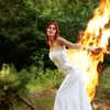 viral, tren viral, trash the dress, tren bakar gaun