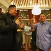 Gaya Seleb Hadiri Perayaan Ulang Tahun Prabowo ke-72