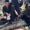 Makam Nenek Ayu Ting Ting Dipindah