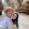 Sheza Idris dan suami