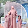 Indri Giana istri Riza Muhammad