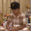 hadiah ulang tahun Betrand Peto