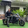 Ari Wibowo 50 Tahun Makin Berkarisma